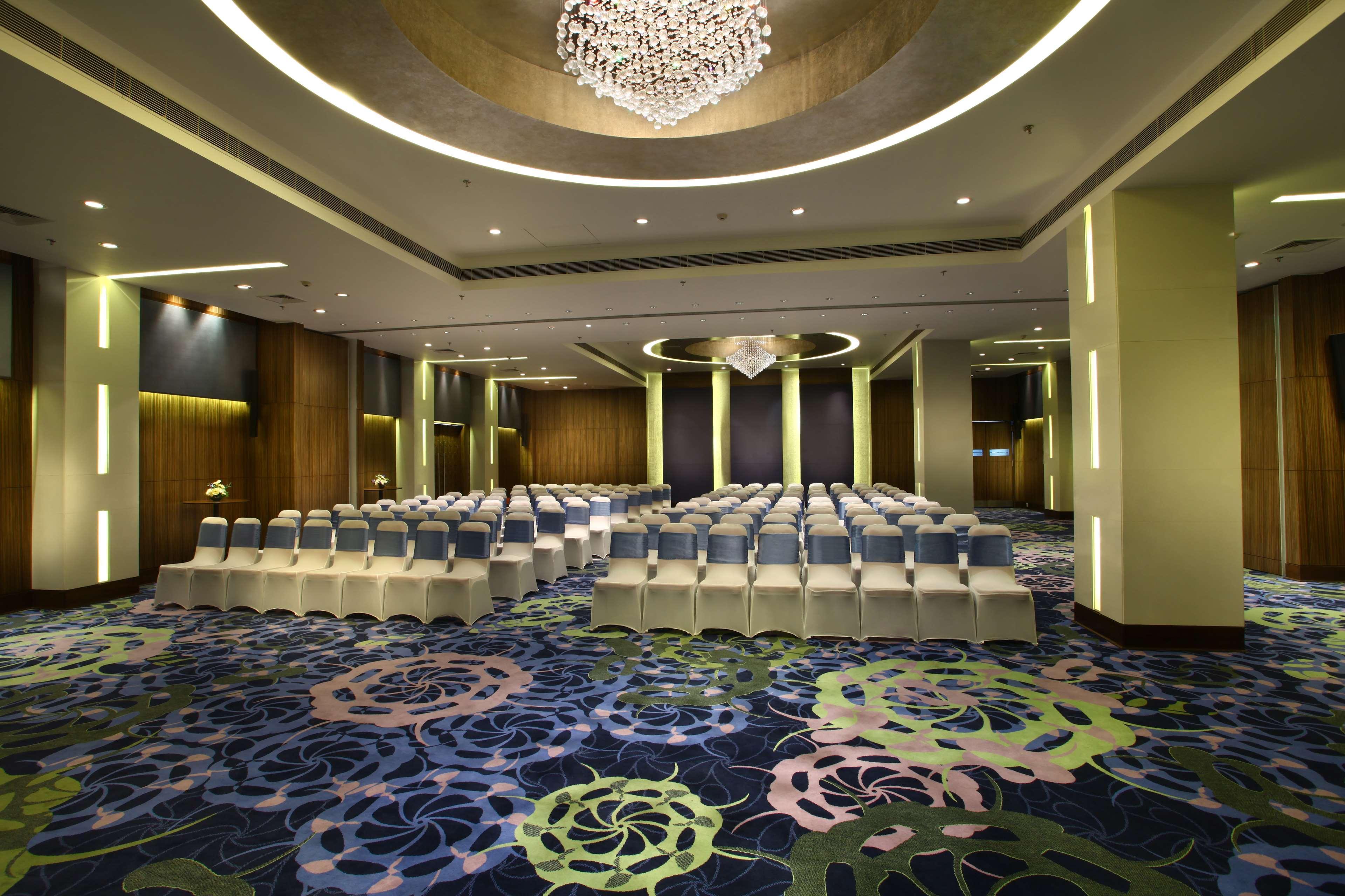 Park Plaza Shahdara Otel Yeni Delhi Dış mekan fotoğraf